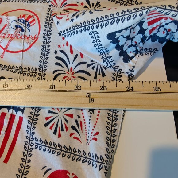 New York Yankees Reyn Spooner Americana Short Sleeve Button Up Shirt Official - Picture 8 of 8